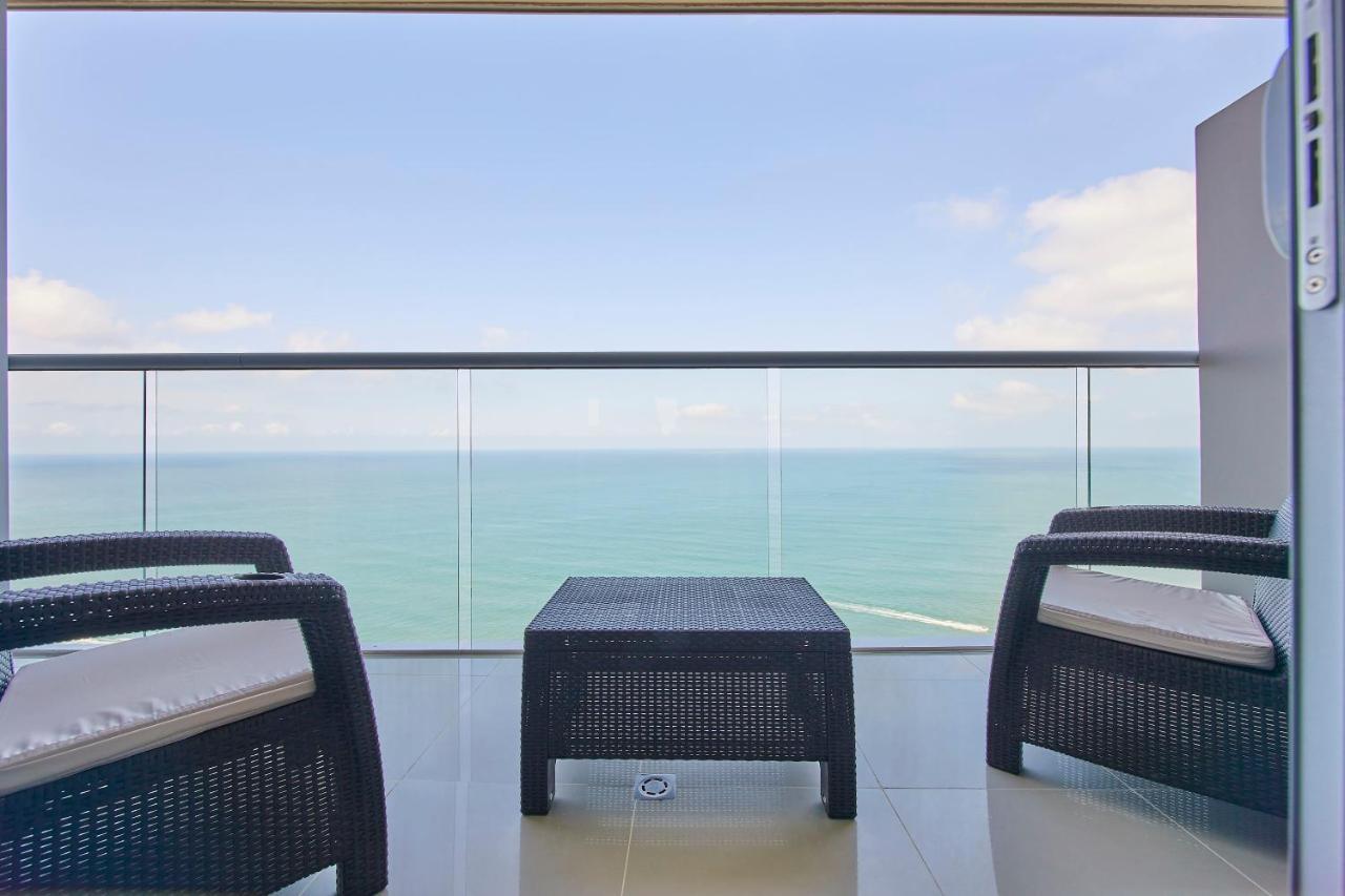 Beachfront Paradise With Outstanding Sunset Views Cartagena المظهر الخارجي الصورة